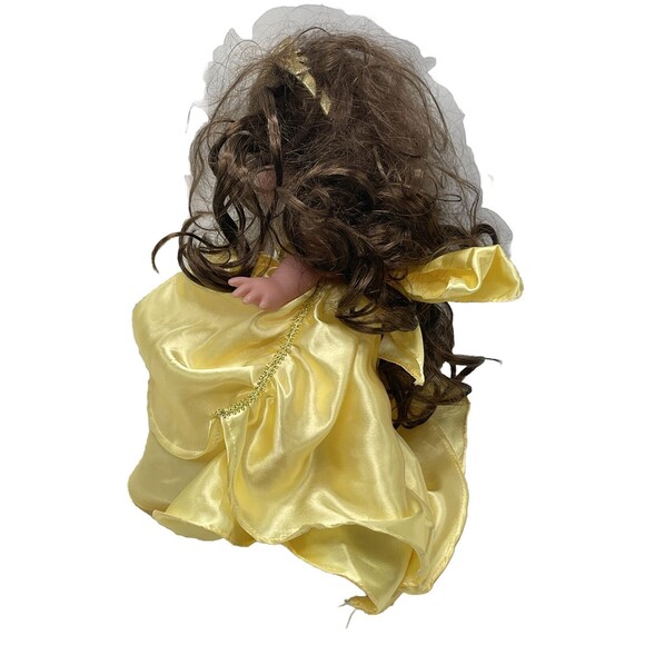 Disney CLASSIC BELLE IN YELLOW GOWN Precious Moments Doll Beauty & The Beast - Picture 16 of 16